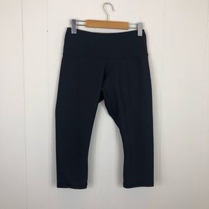 Karma Capri Yoga Pants Sz‎ M